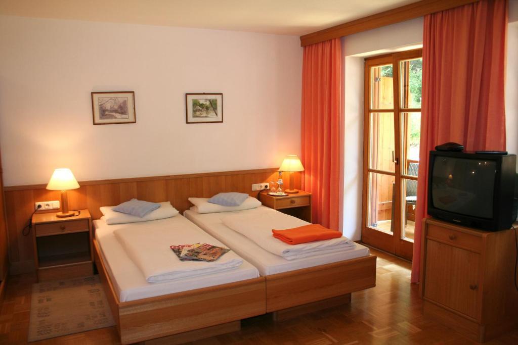 Ferienhaus Am Roemerweg Klais Habitación foto
