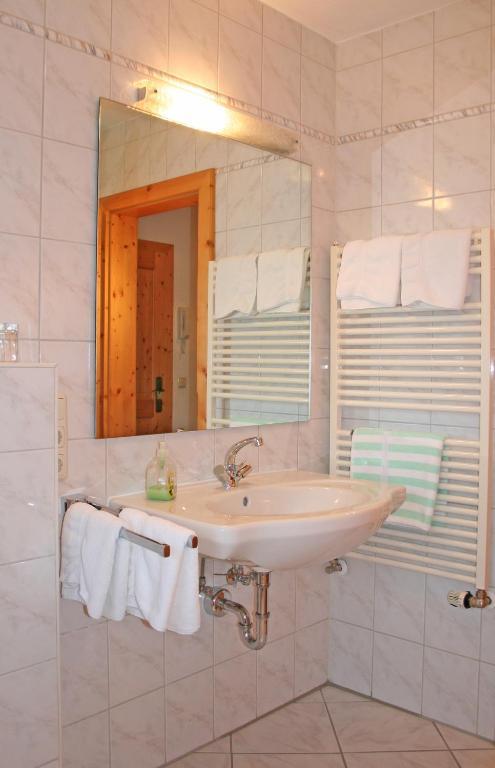 Ferienhaus Am Roemerweg Klais Habitación foto