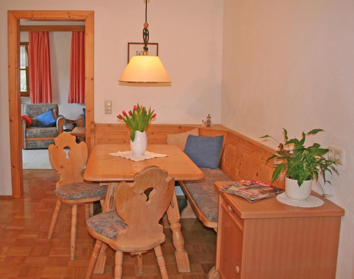 Ferienhaus Am Roemerweg Klais Habitación foto